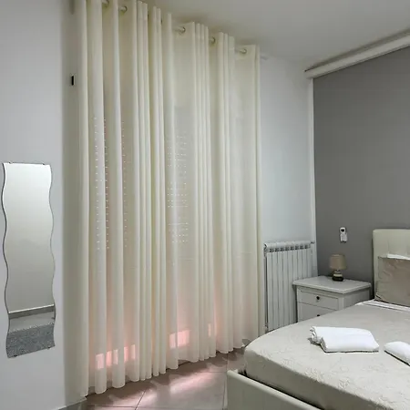 Days In Affittacamere 4*